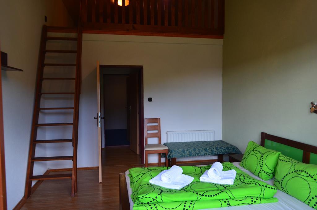 Penzion Rogalo Svit Exterior foto