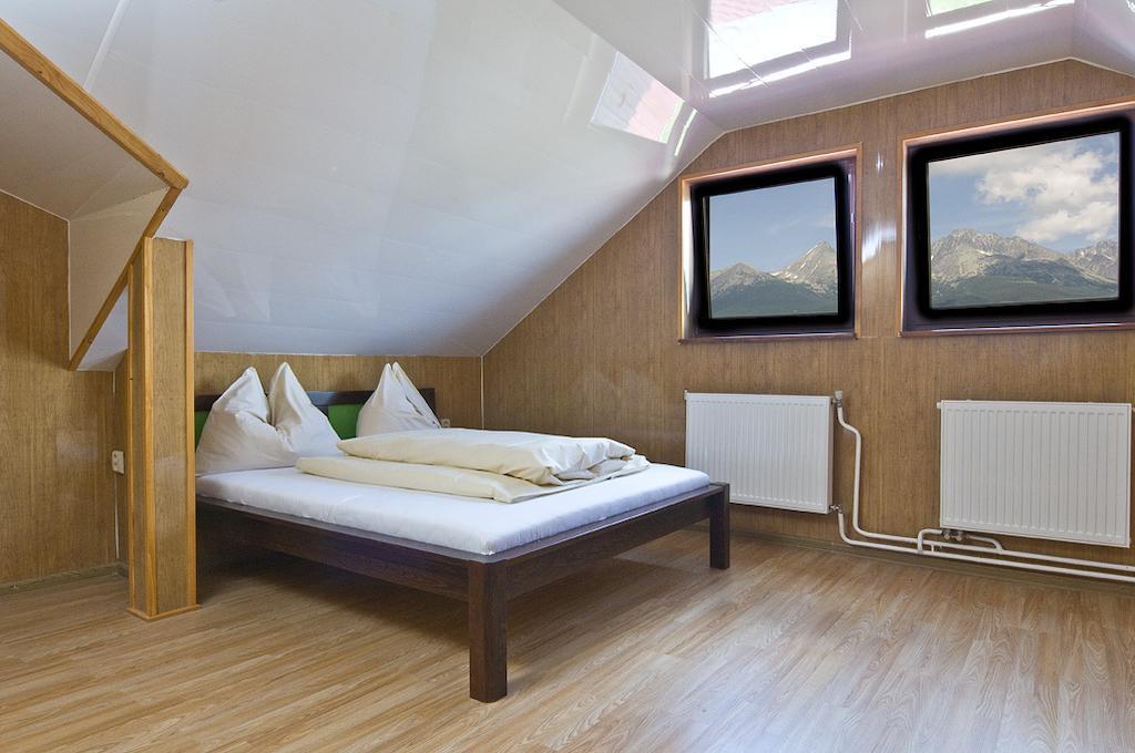 Penzion Rogalo Svit Zimmer foto