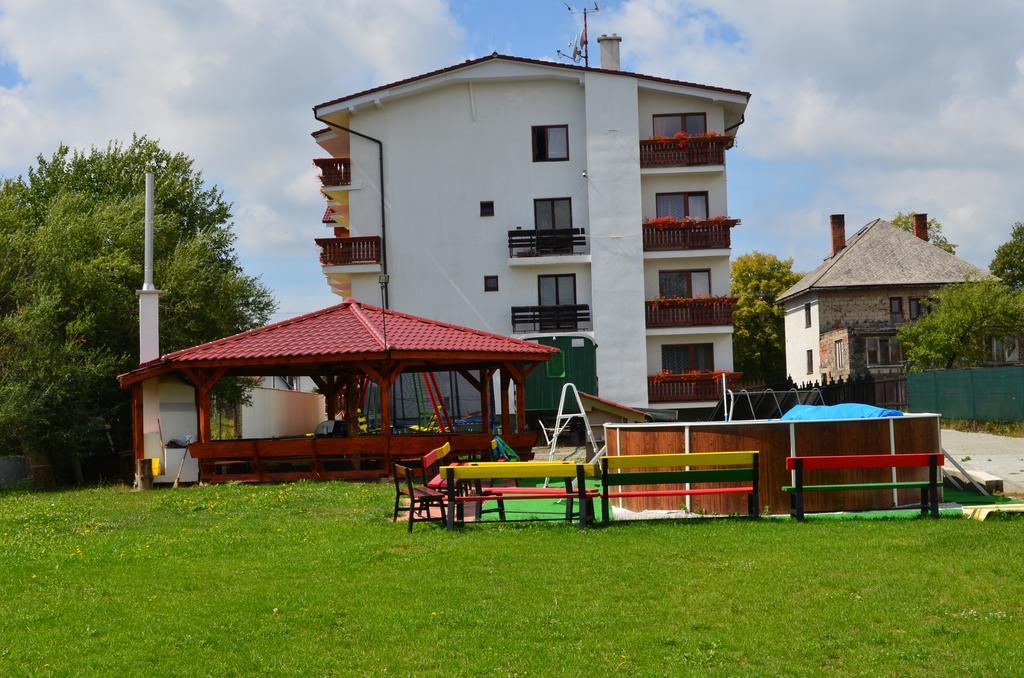 Penzion Rogalo Svit Exterior foto